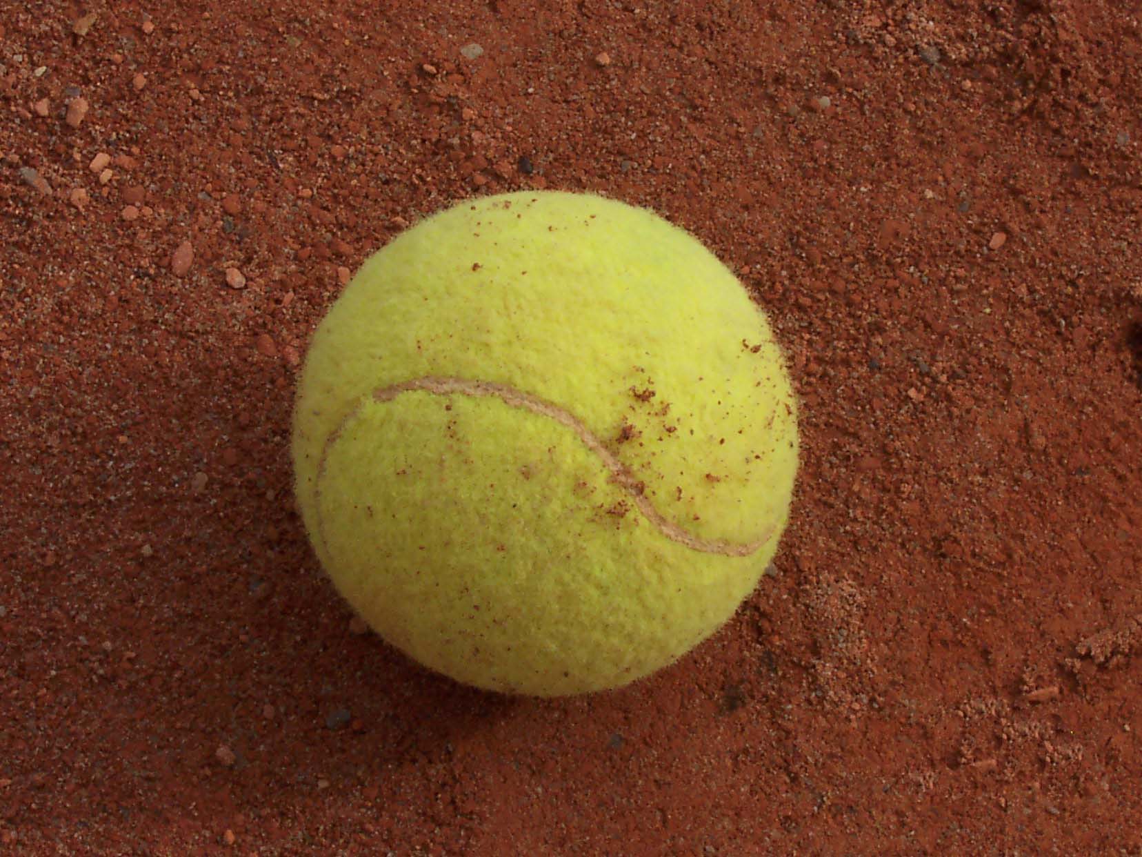 tennis-ball-1184573.jpg